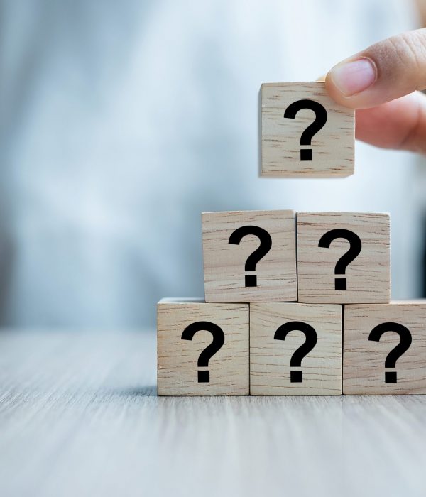 vrouwaanhetstuur auto technologie onduidelijk