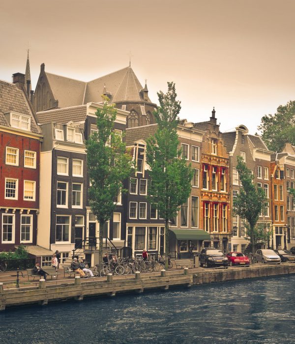 vrouwaanhetstuur - wie in amsterdam ken rije