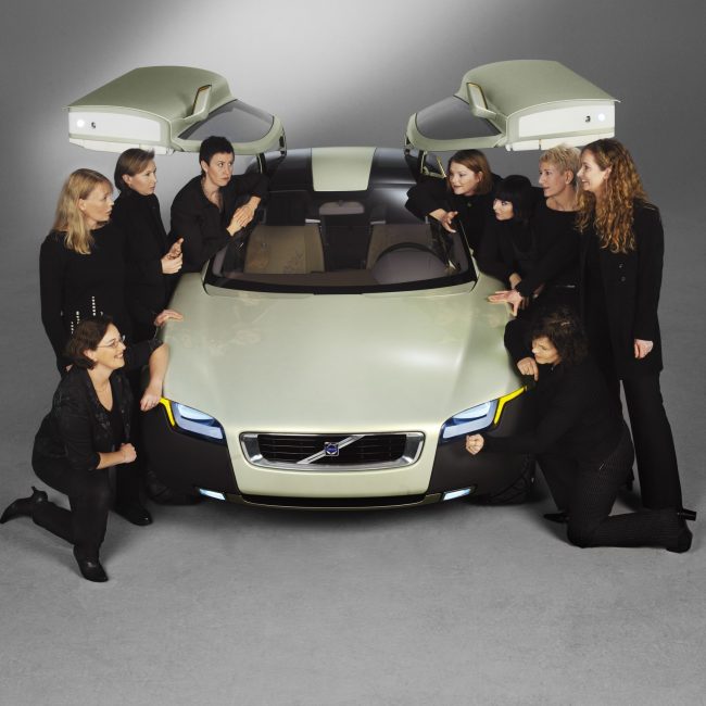 vrouwaanhet stuur - De wijze vrouwen van Volvo