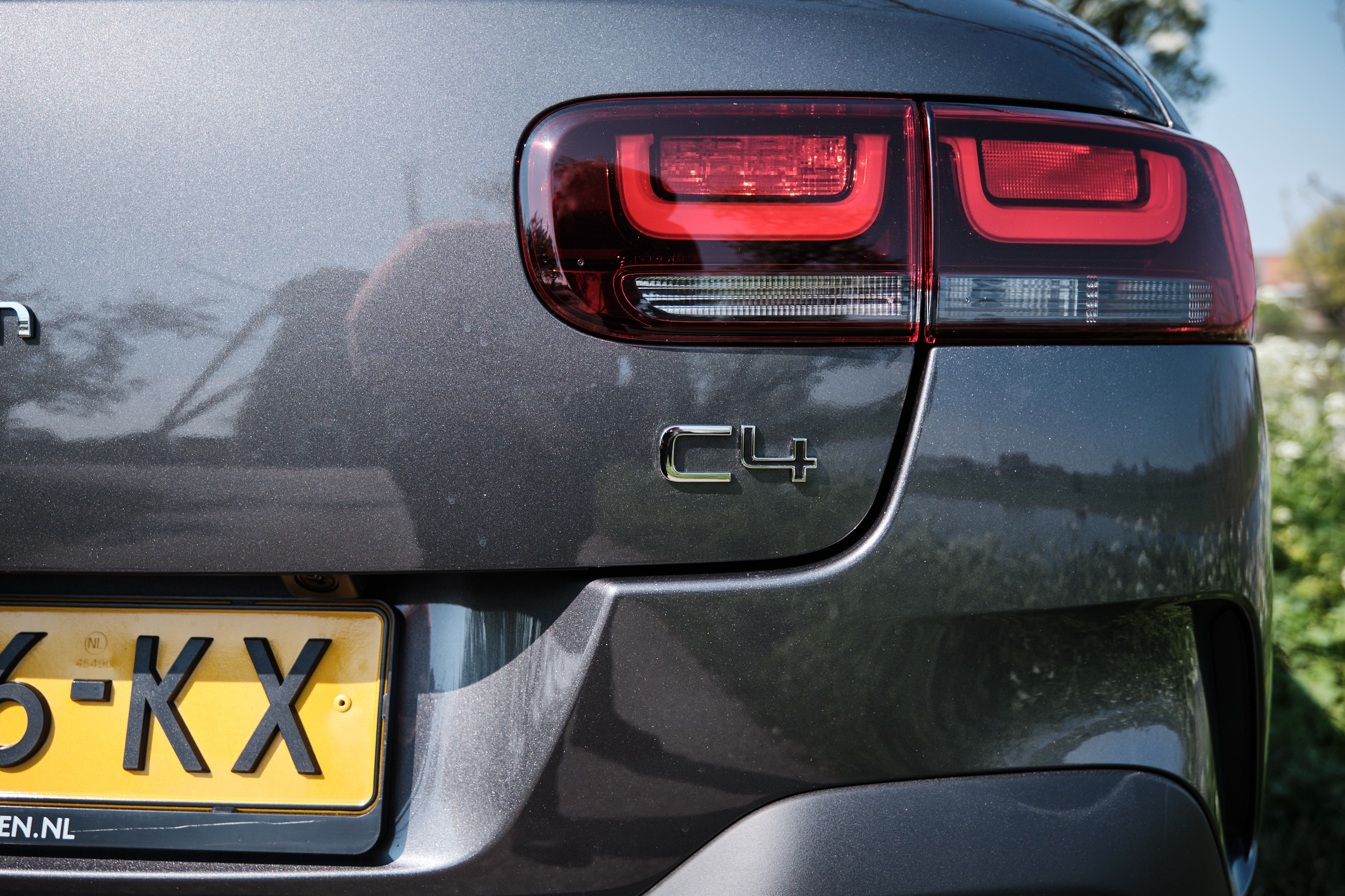 Citroen C4 Cactus vrouwaanhetstuur - review - C4 Cactus koffer Citroën