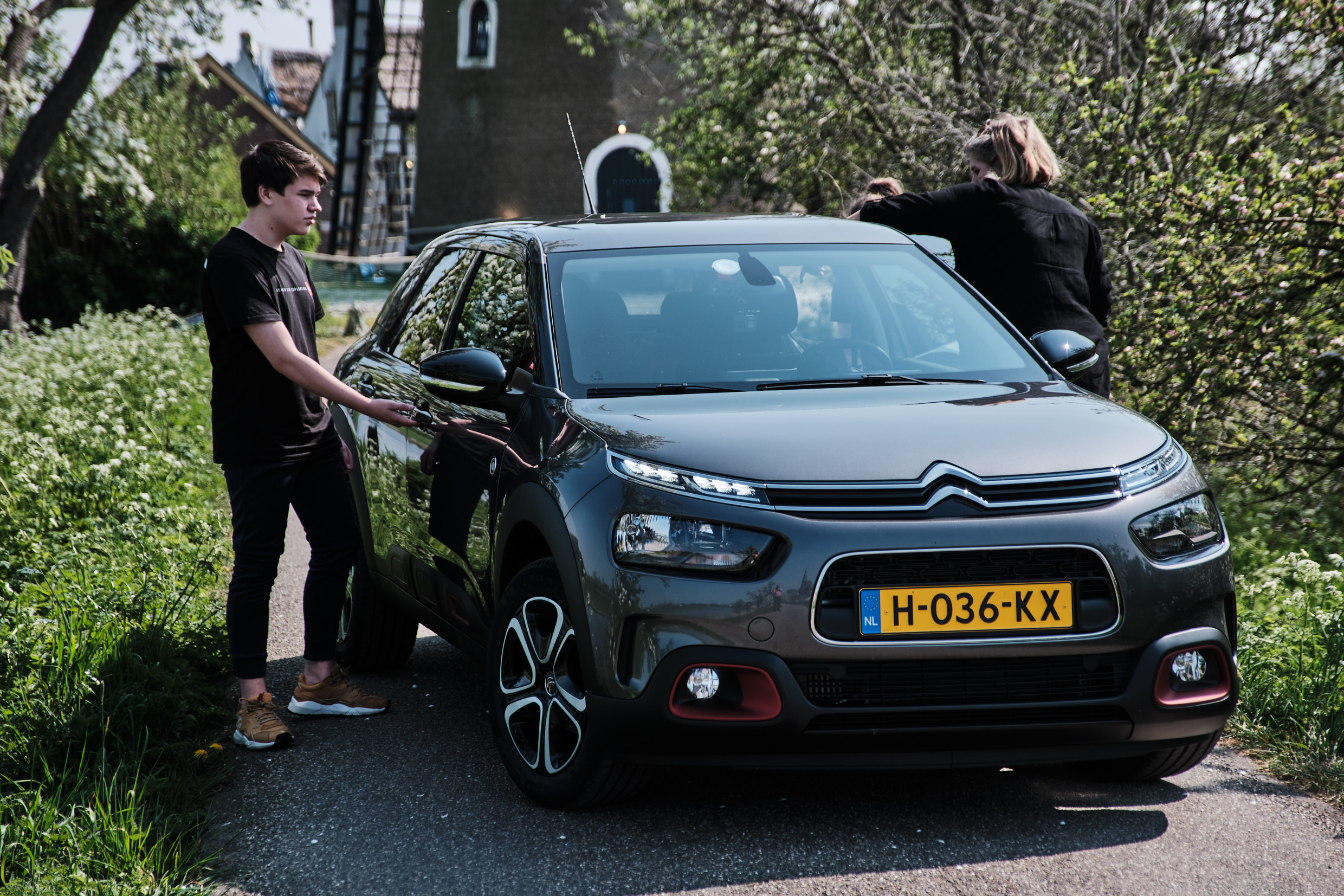 Citroen C4 Cactus vrouwaanhetstuur - review - C4 Cactus koffer Citroën