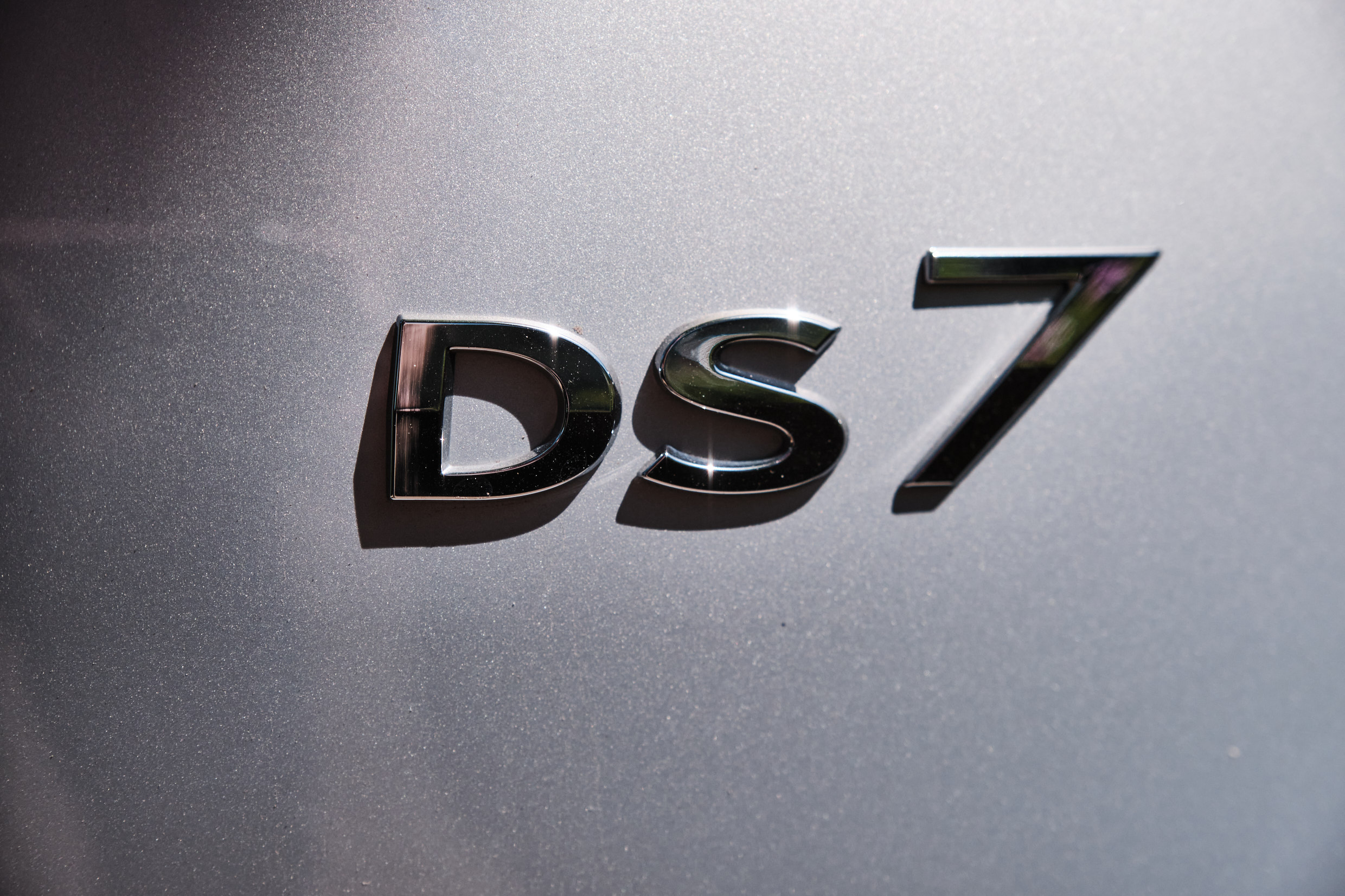DS 7 Crossback Opera vrouwaanhetstuur -de 7 verleidingen van de DS 7 Crossback E-tense