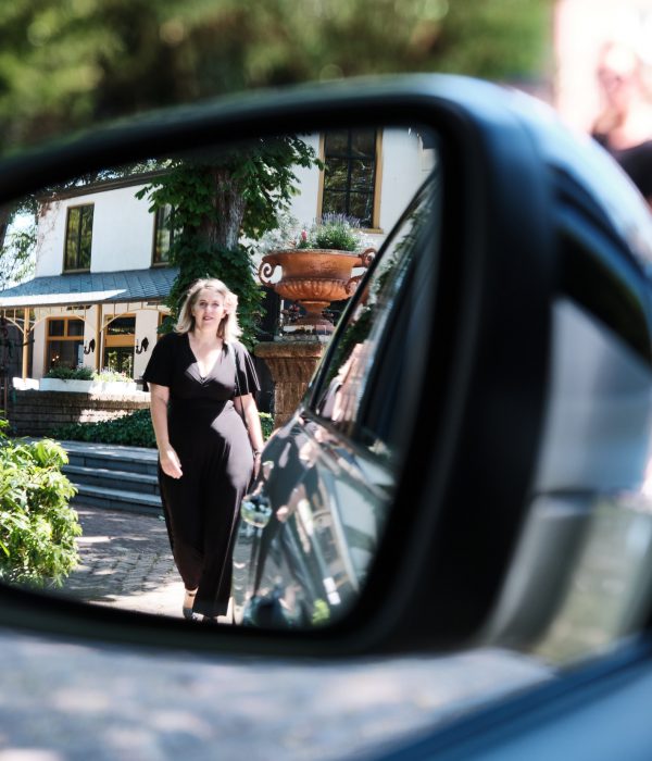 vrouwaanhetstuur - Column - auto als spiegel