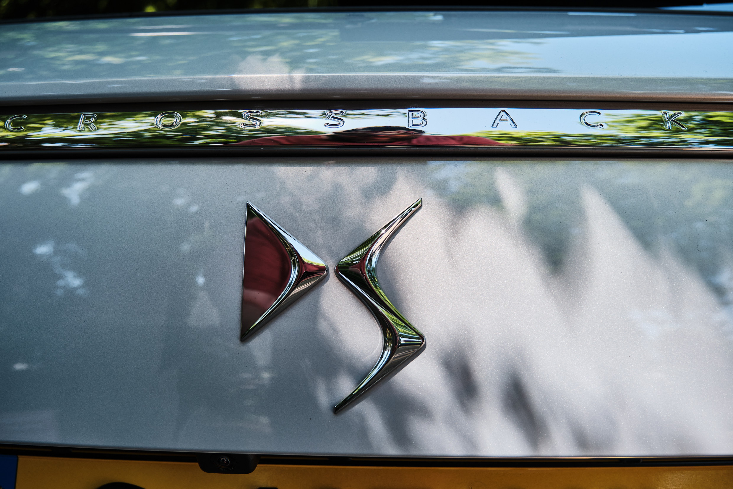 DS 7 Crossback Opera vrouwaanhetstuur -de 7 verleidingen van de DS 7 Crossback E-tense