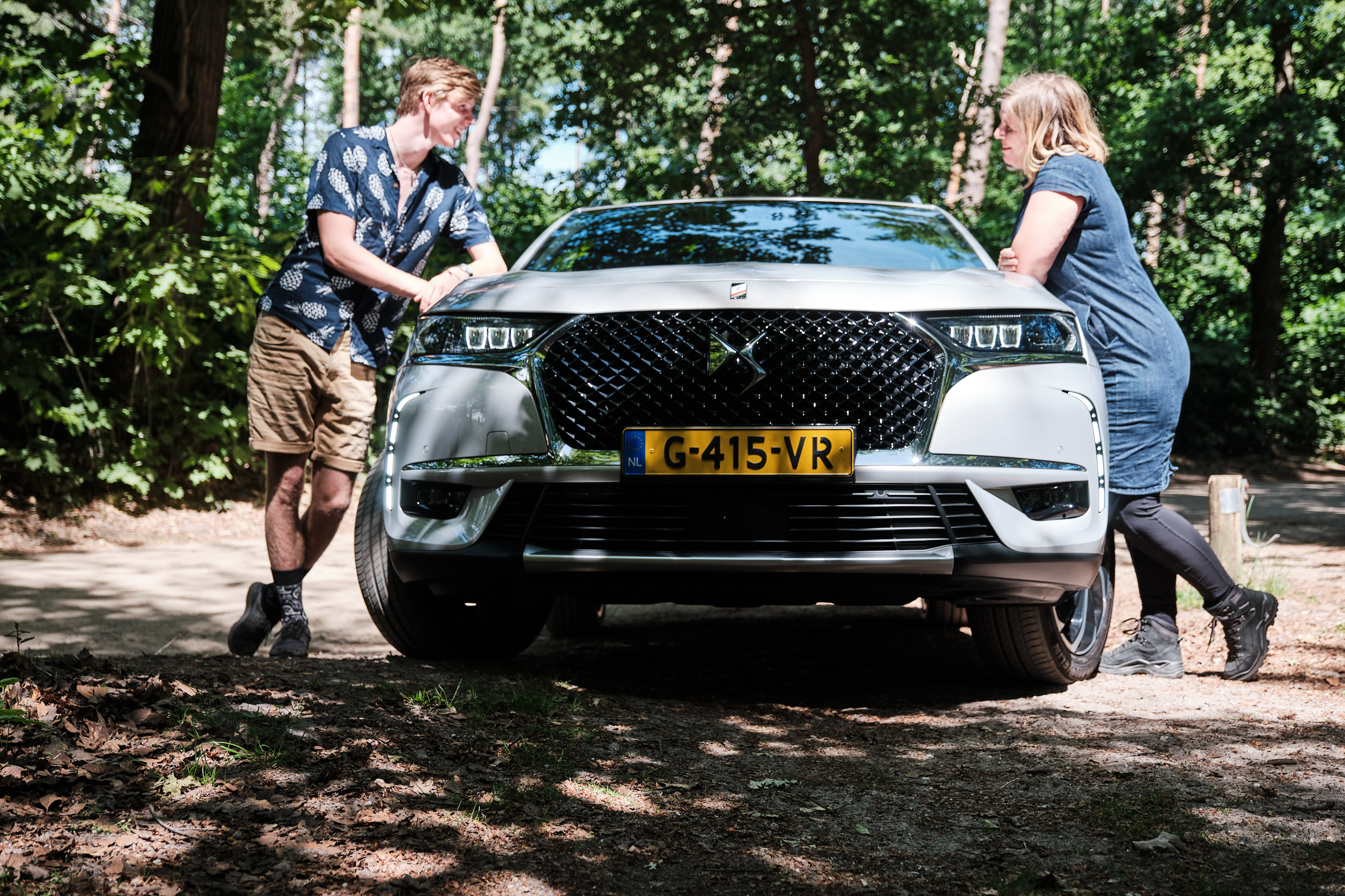 DS 7 Crossback Opera vrouwaanhetstuur -de 7 verleidingen van de DS 7 Crossback E-tense