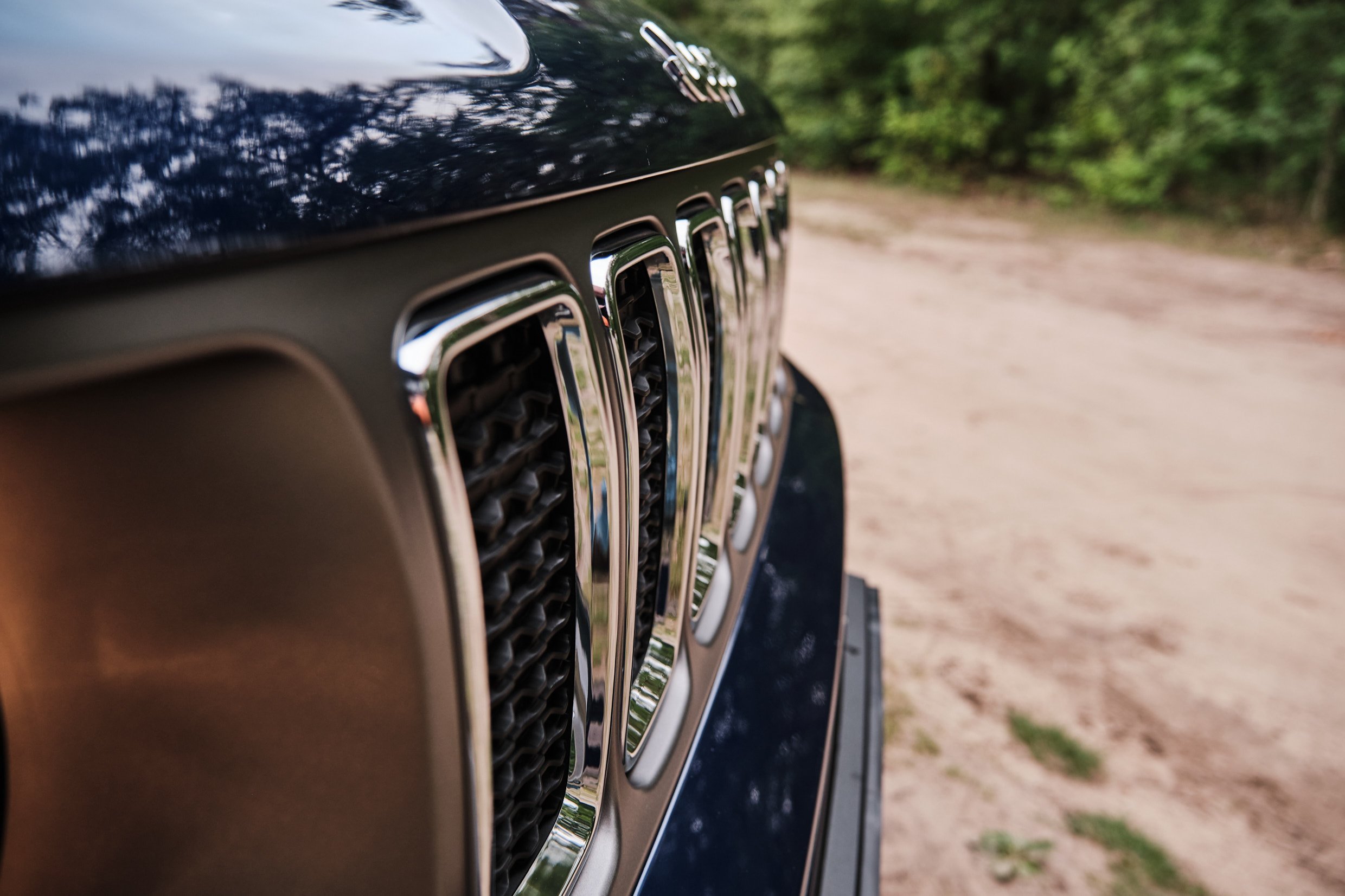 Jeep Renegade vrouwaanhetstuur - Jeep Renegade