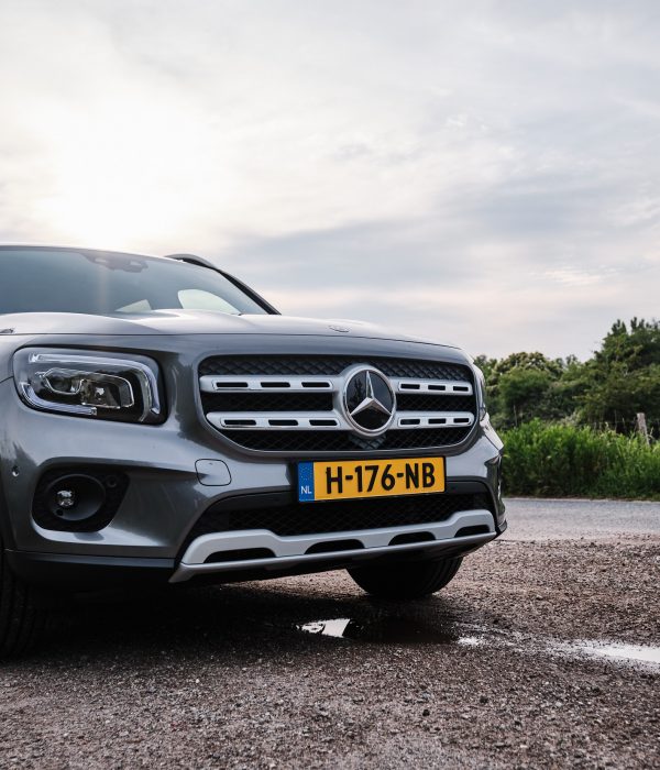 vrouwaanhetstuur - Mercedes GLB 200: G's Little Brother - Review