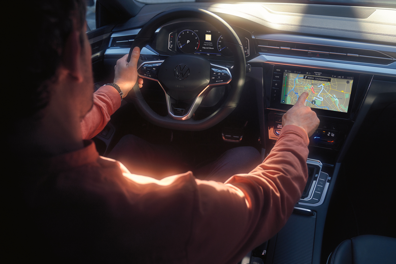 vrouwaanhetstuur - autonieuws catch up - Volkswagen